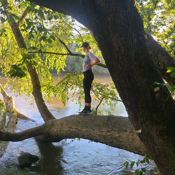 Meet your Posher, Sarah - Picture 5 of 9